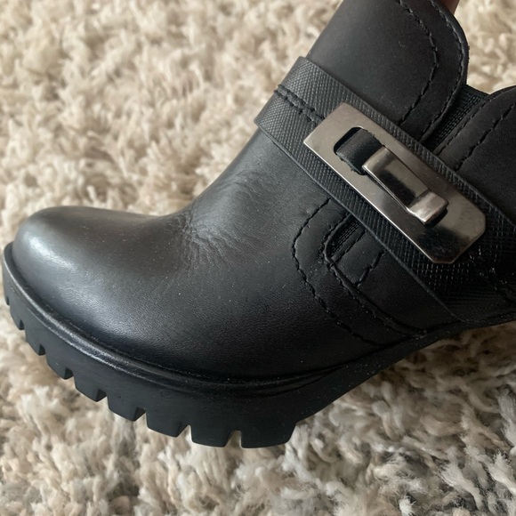 Back Rubber Sole Ankle Booty - Picture 7 of 8